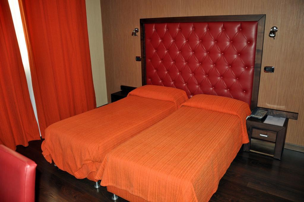 Hotel Fontana Del Re Ariano Irpino Cameră foto